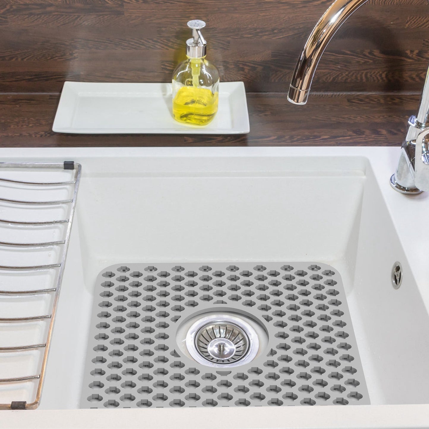 Silicone Grid Sink Mat with Central Drain Hole Non-Slip Kitchen Stainless Steel Sink Protector